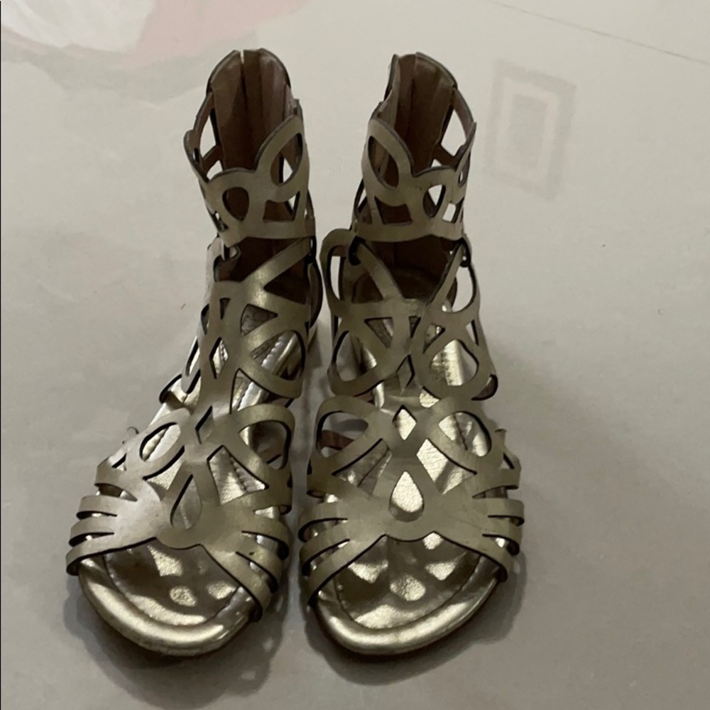 Golden Sandals - Picture 2 of 3